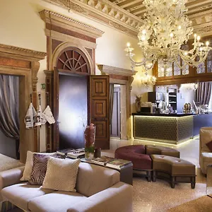 Arcadia Boutique Italia