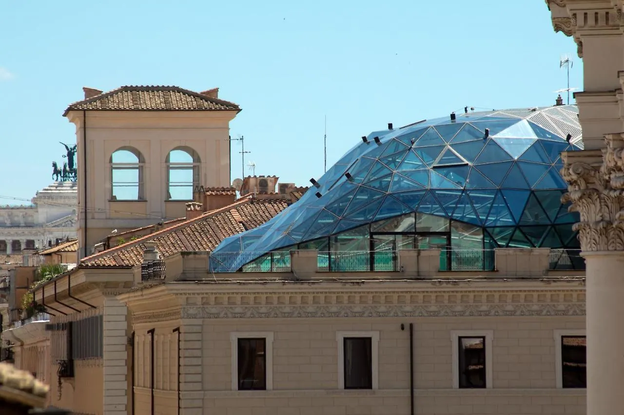 *** Guest house Stay Inn Rome Via Del Corso Italy