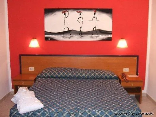 *** Guest house Stay Inn Rome Via Del Corso Italy
