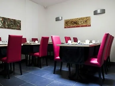 *** Guest house Stay Inn Rome Via Del Corso Italy